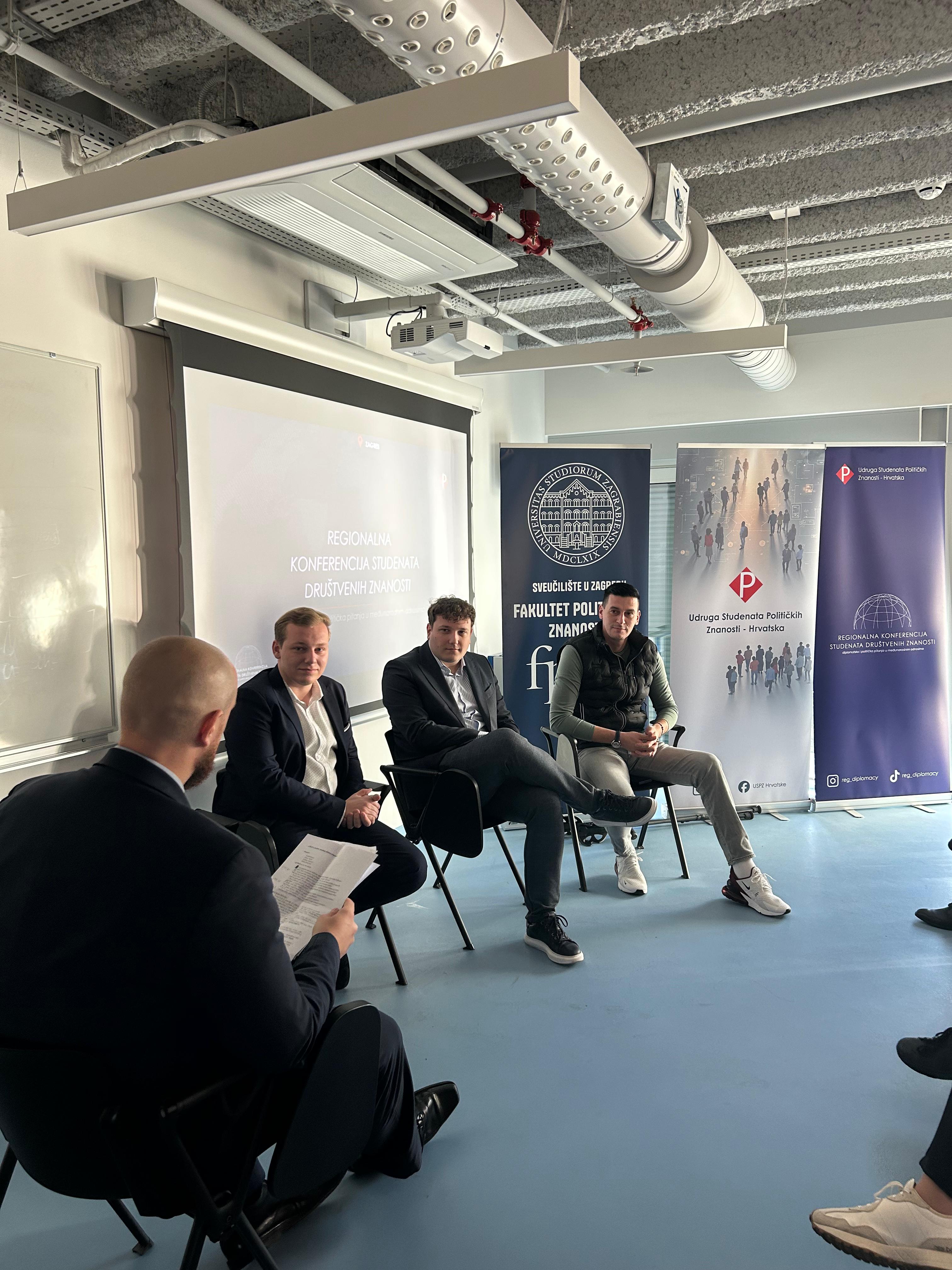 Fotografija s panela 1